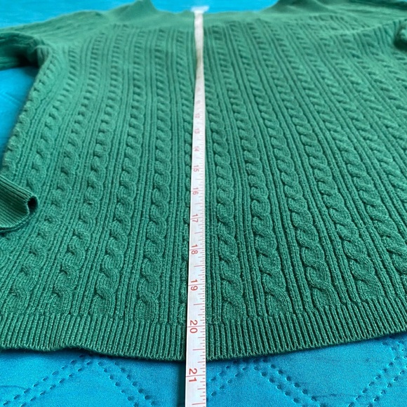 GAP Green Pullover Sweater - Picture 5 of 13